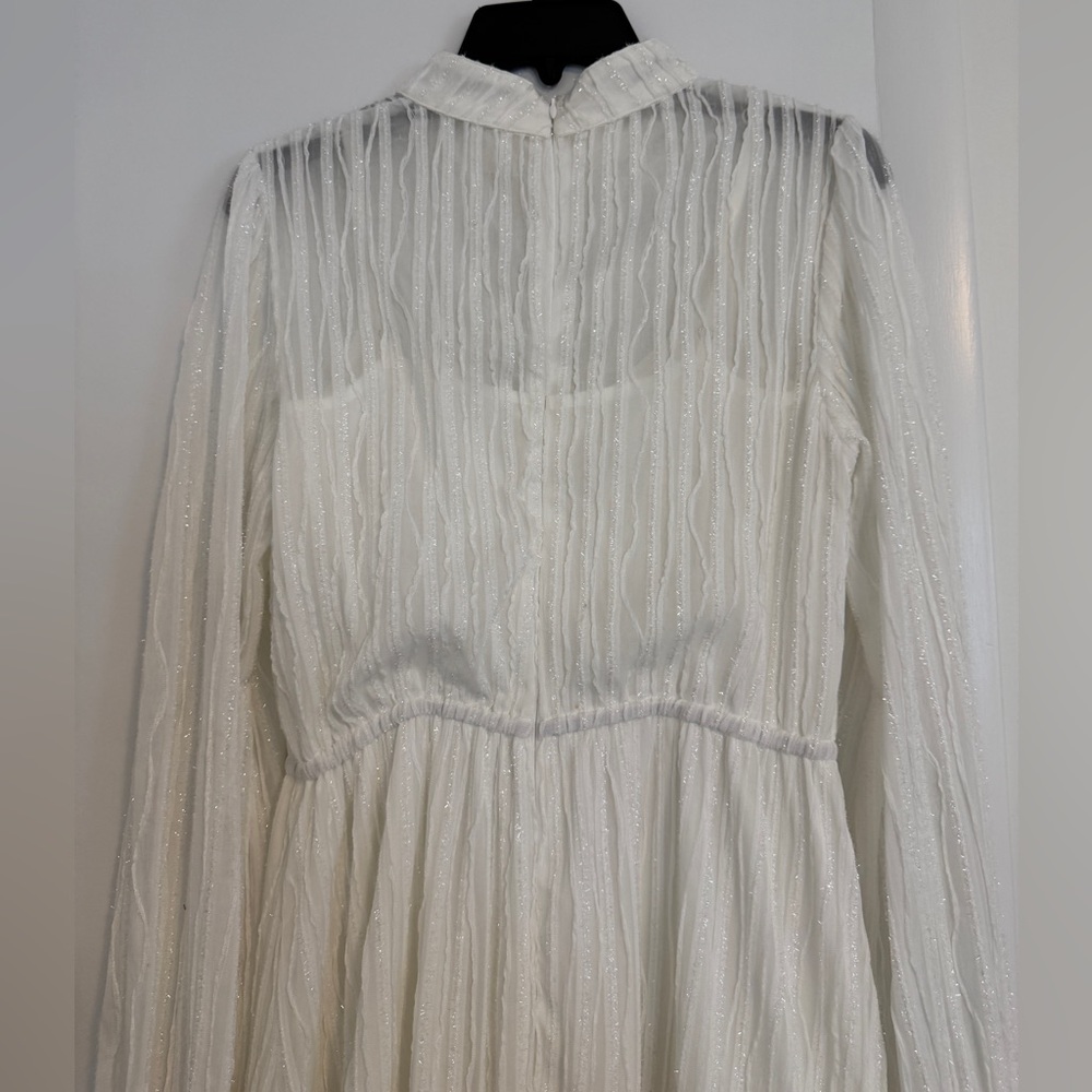 White Long Sleeve maxi Dress - Picture 5 of 6